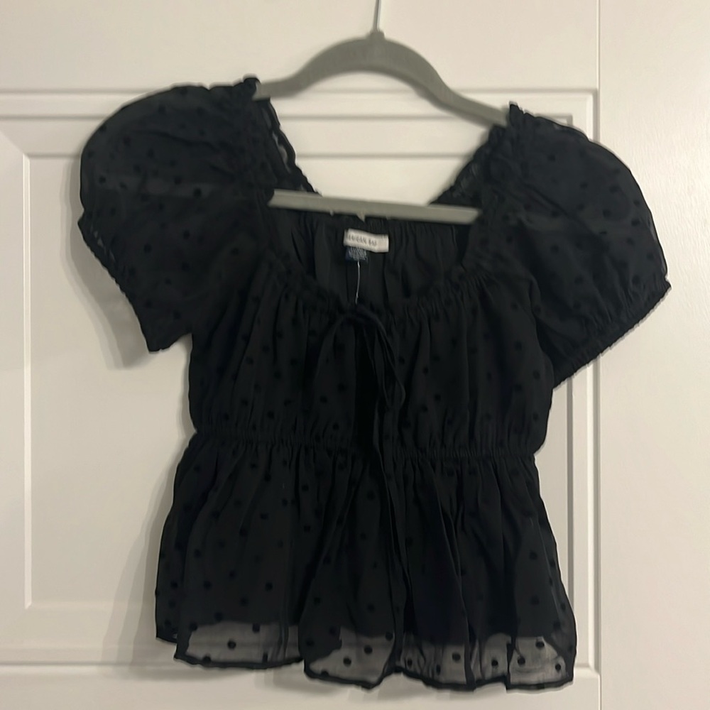 American Eagle black Swiss dot crop shirt xxs